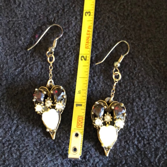 Faux garnet and opal drop earrings - Picture 3 of 3